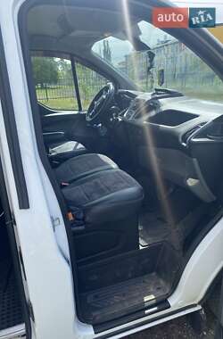 Мінівен Ford Transit 2016 в 