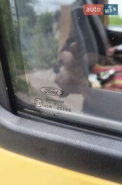 Грузовой фургон Ford Transit 2005 в 