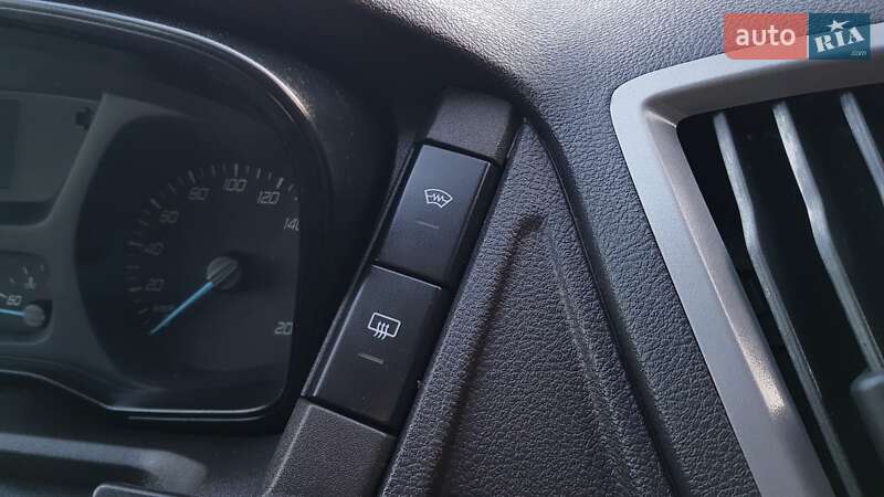 Вантажний фургон Ford Transit 2019 в Вінниці