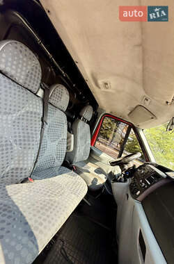 Грузовой фургон Ford Transit 2007 в 