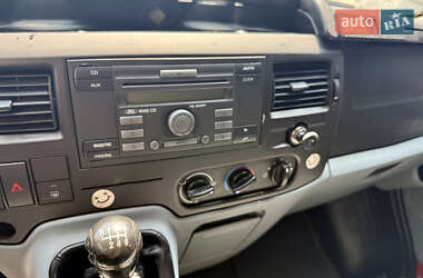 Грузовой фургон Ford Transit 2007 в 