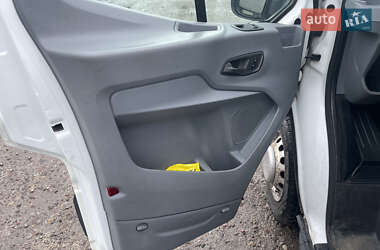 Грузовой фургон Ford Transit 2015 в 