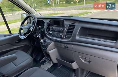 Вантажний фургон Ford Transit 2019 в 