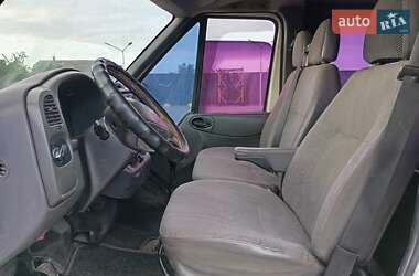Грузопассажирский фургон Ford Transit 2003 в 