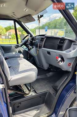 Микроавтобус Ford Transit 2011 в 