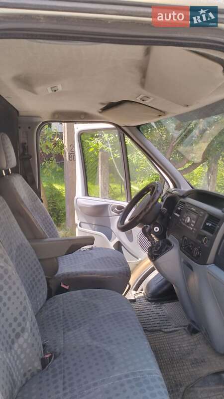 Грузовой фургон Ford Transit 2012 в Житомире