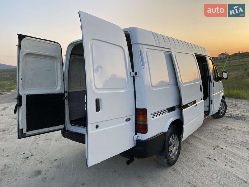 Грузовой фургон Ford Transit 1996 в Дрогобыче