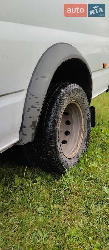 Вантажний фургон Ford Transit 2008 в Києві