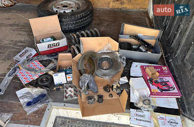 Грузовой фургон Ford Transit 1999 в 