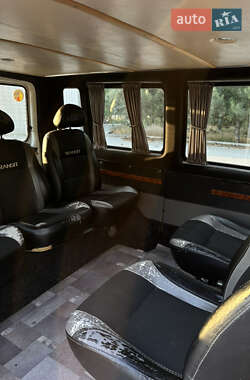 Микроавтобус Ford Transit 2005 в 