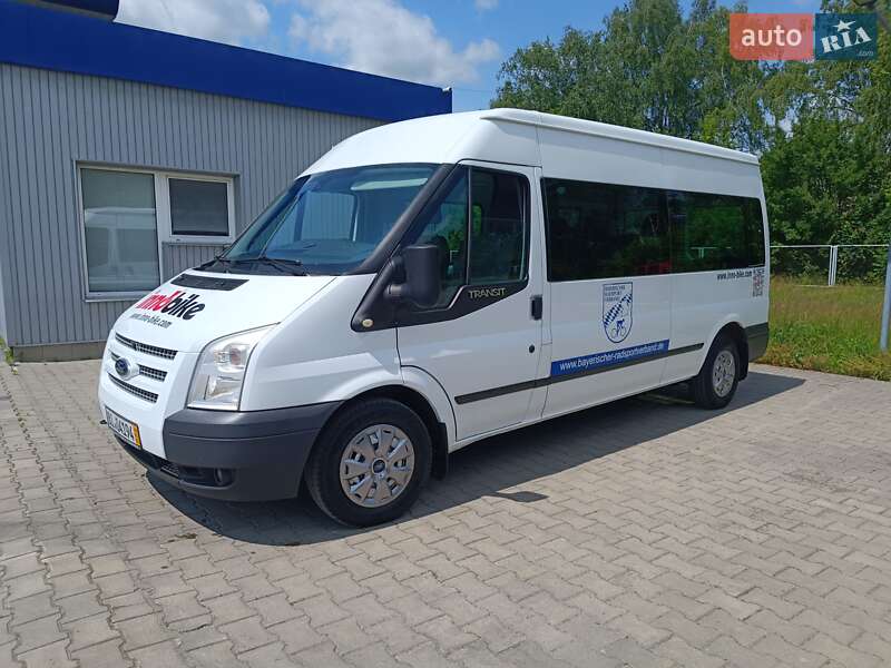 Микроавтобус Ford Transit 2013 в 