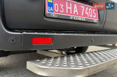Вантажний фургон Ford Transit 2021 в 