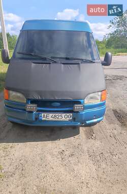 Грузовой фургон Ford Transit 1998 в Харькове