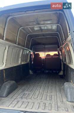 Грузовой фургон Ford Transit 1998 в 