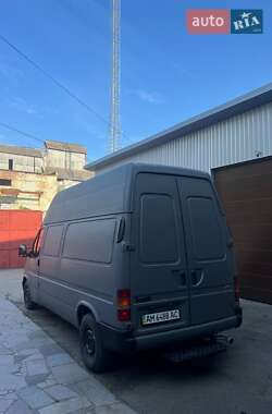 Грузовой фургон Ford Transit 1998 в 