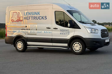 Вантажний фургон Ford Transit 2017 в 