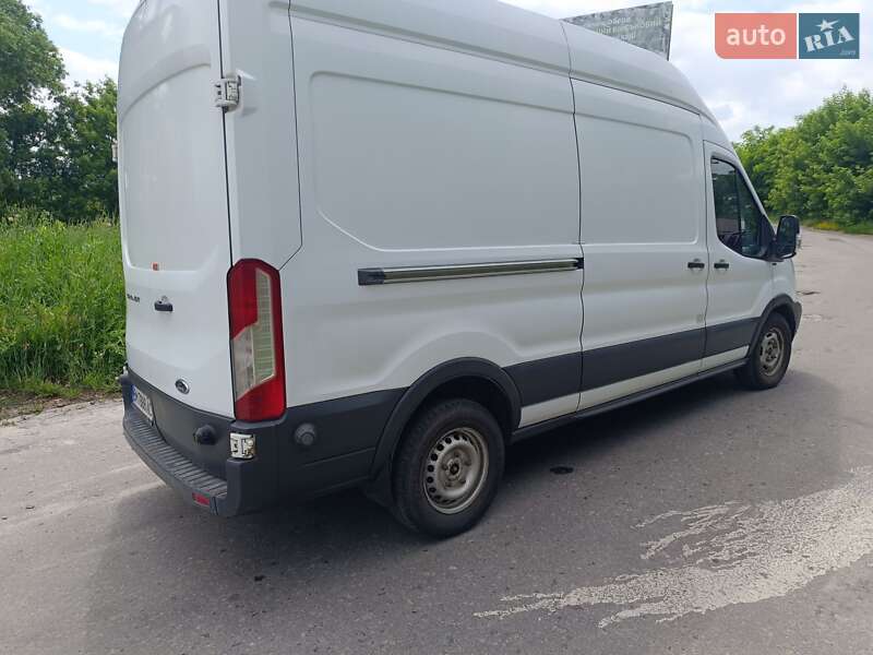 Грузовой фургон Ford Transit 2014 в Белополье