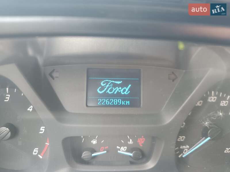 Грузовой фургон Ford Transit 2014 в Белополье
