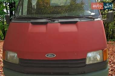 Грузопассажирский фургон Ford Transit 1988 в 
