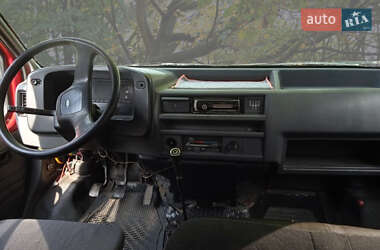 Грузопассажирский фургон Ford Transit 1988 в 
