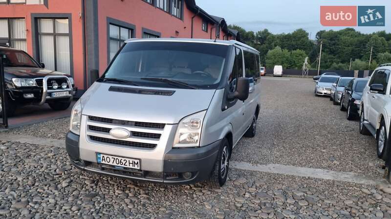 Микроавтобус Ford Transit 2006 в Тячеве