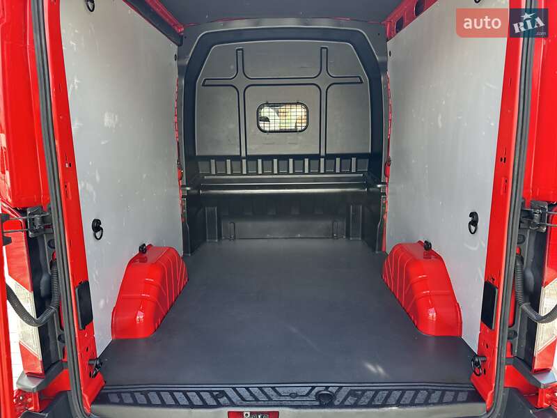 Грузопассажирский фургон Ford Transit 2017 в Дубно