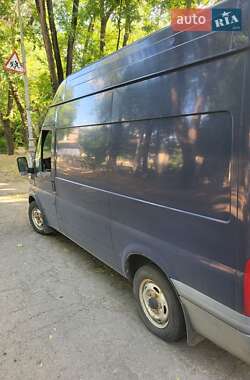 Грузовой фургон Ford Transit 2010 в 