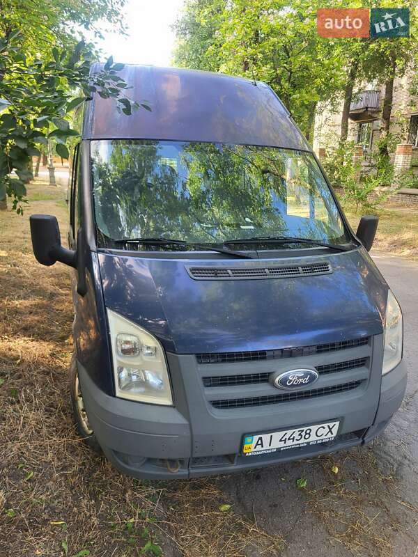 Вантажний фургон Ford Transit 2010 в 