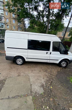 Грузовой фургон Ford Transit 2005 в 