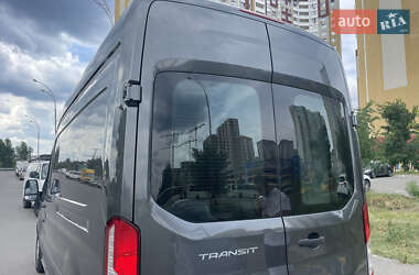 Грузовой фургон Ford Transit 2018 в 
