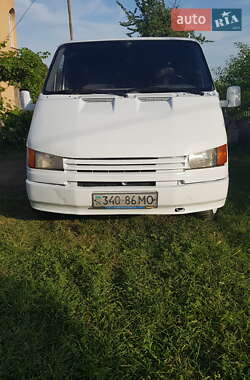 Микроавтобус Ford Transit 1986 в 