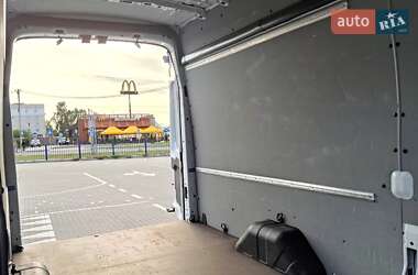 Грузовой фургон Ford Transit 2018 в 