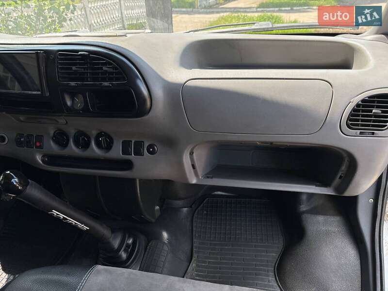 Вантажний фургон Ford Transit 1999 в Роздільній