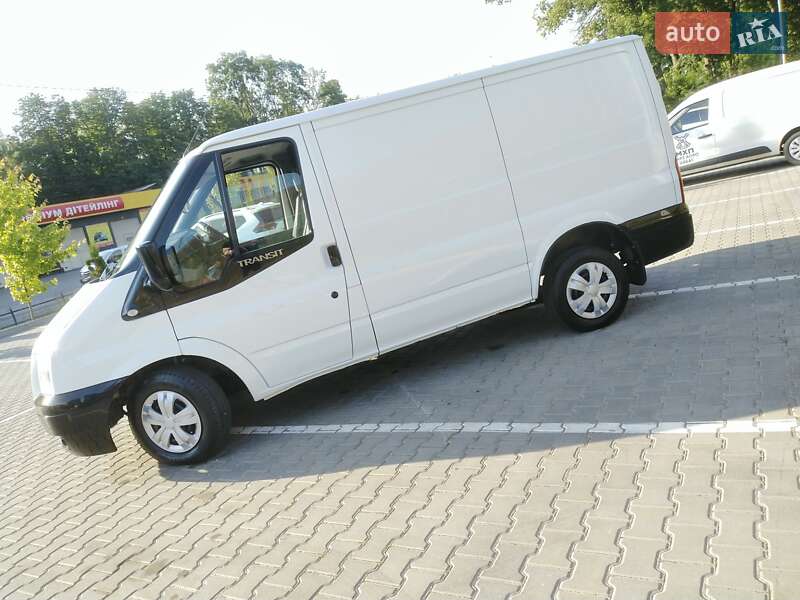 Грузовой фургон Ford Transit 2012 в Тернополе