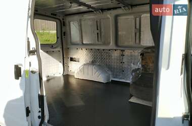 Грузовой фургон Ford Transit 2012 в 