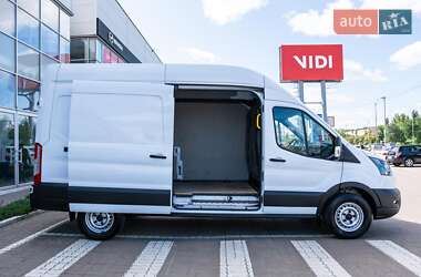 Грузовой фургон Ford Transit 2023 в 