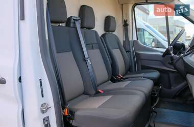 Грузовой фургон Ford Transit 2023 в 