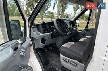 Грузовой фургон Ford Transit 2008 в 