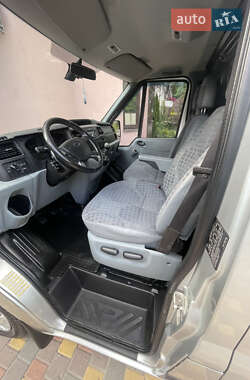 Грузовой фургон Ford Transit 2011 в 