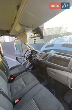Грузовой фургон Ford Transit 2015 в 