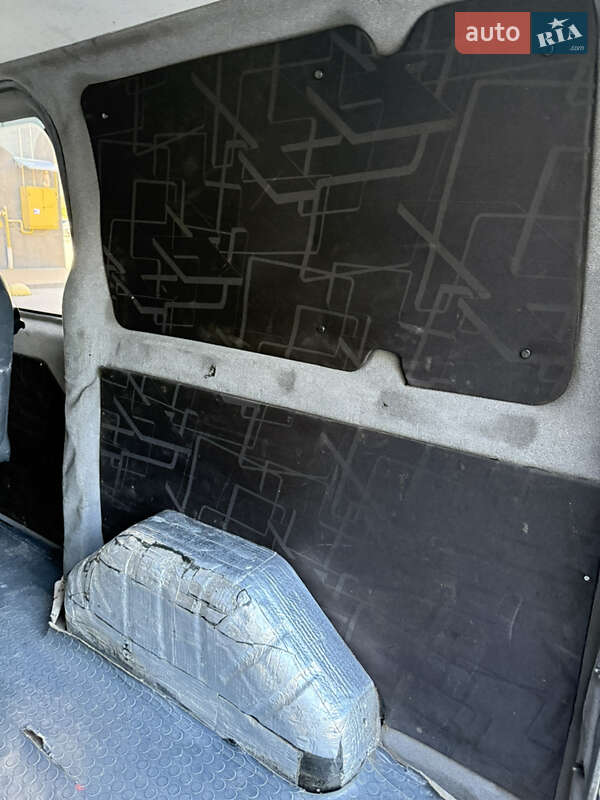 Грузопассажирский фургон Ford Transit 2005 в Киеве
