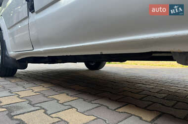 Грузовой фургон Ford Transit 2006 в 