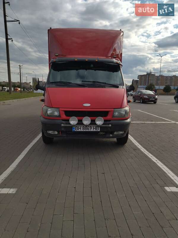 Грузовой фургон Ford Transit 2005 в 