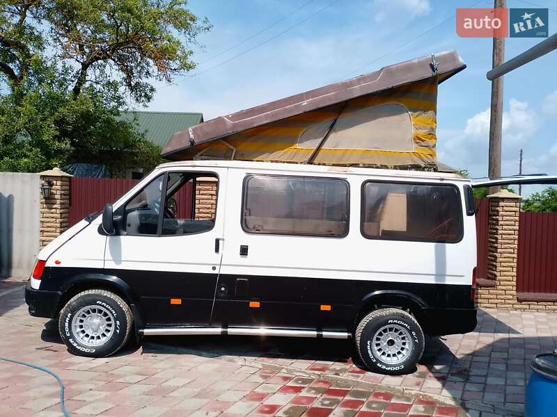 Дом на колесах Ford Transit 1998 в 