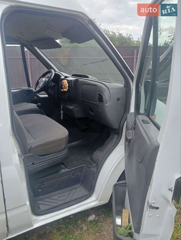 Грузовой фургон Ford Transit 2005 в Ивано-Франковске