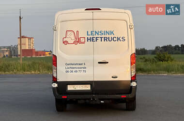 Грузовой фургон Ford Transit 2017 в 