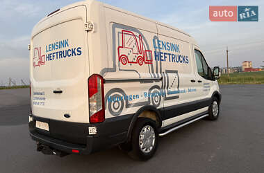 Грузовой фургон Ford Transit 2017 в 