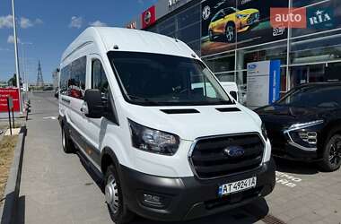 Мікроавтобус Ford Transit 2023 в 