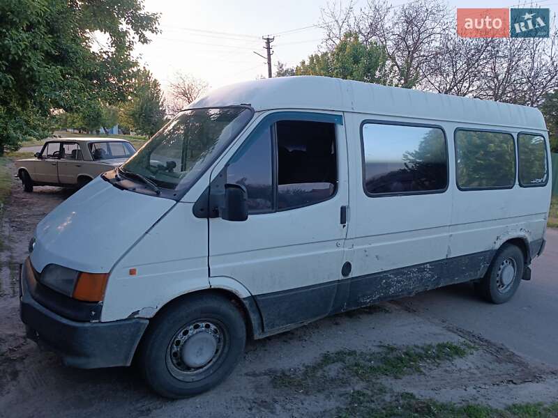Минивэн Ford Transit 1993 в Горишних Плавнях