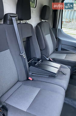 Грузовой фургон Ford Transit 2014 в 